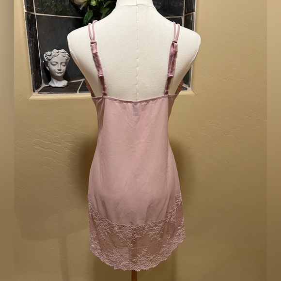 Wacoal Embrace Lace Woodrose Mauve Chalk Chemise Size Medium - Picture 5 of 11